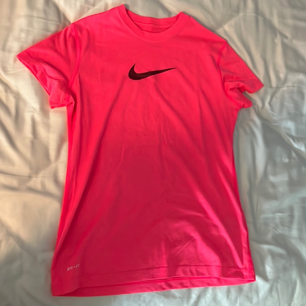 NIKE Dri-fit shirt